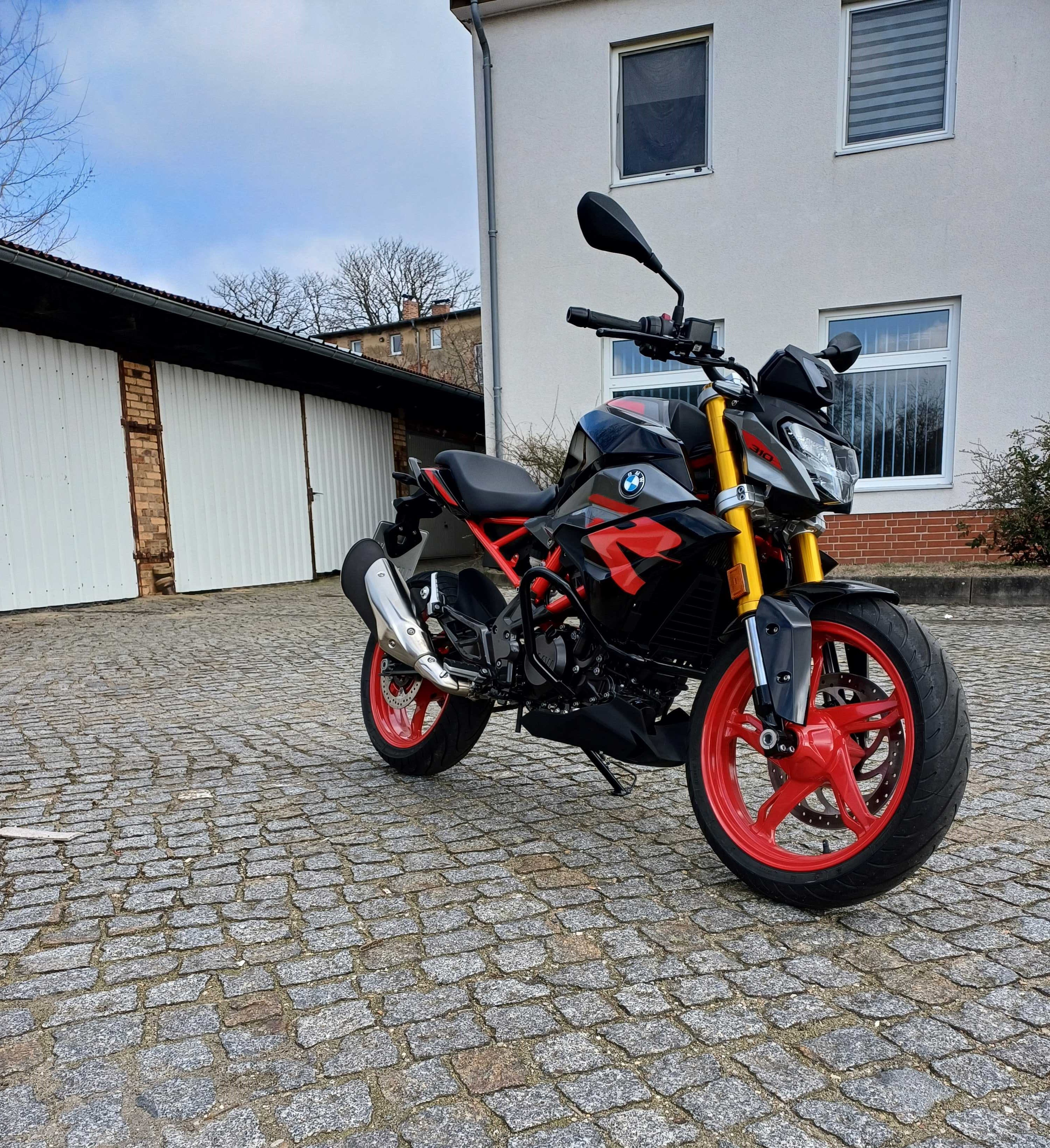 BMW R 310